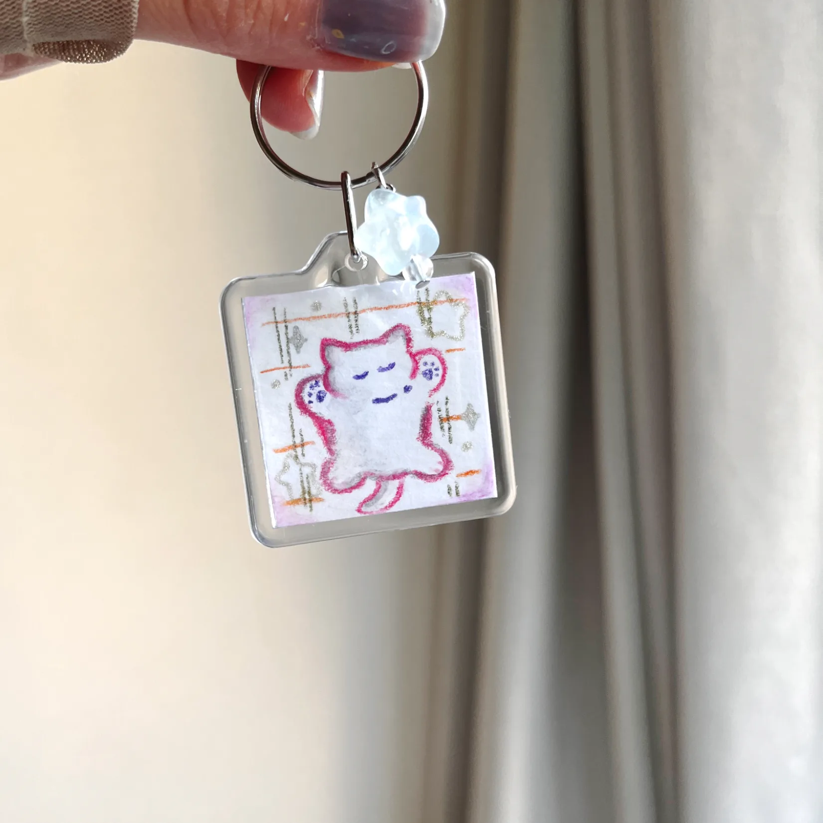 うれしさを全身で表現するねこ